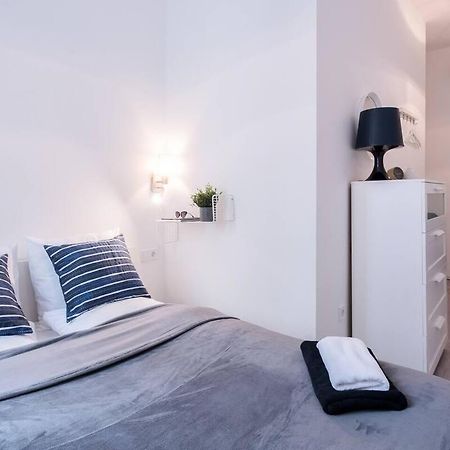 Central Brand New And Modern Apartment Budapeste Exterior foto