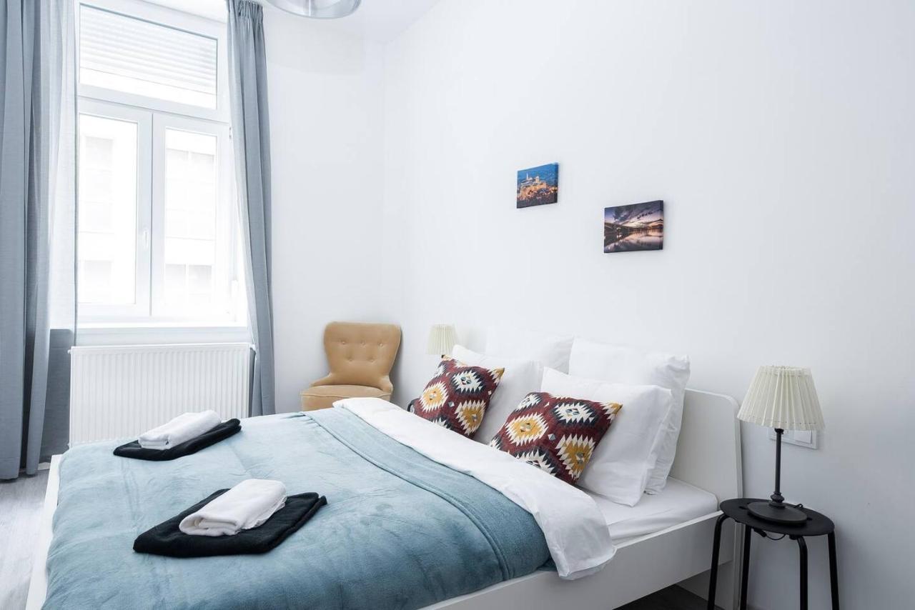 Central Brand New And Modern Apartment Budapeste Exterior foto