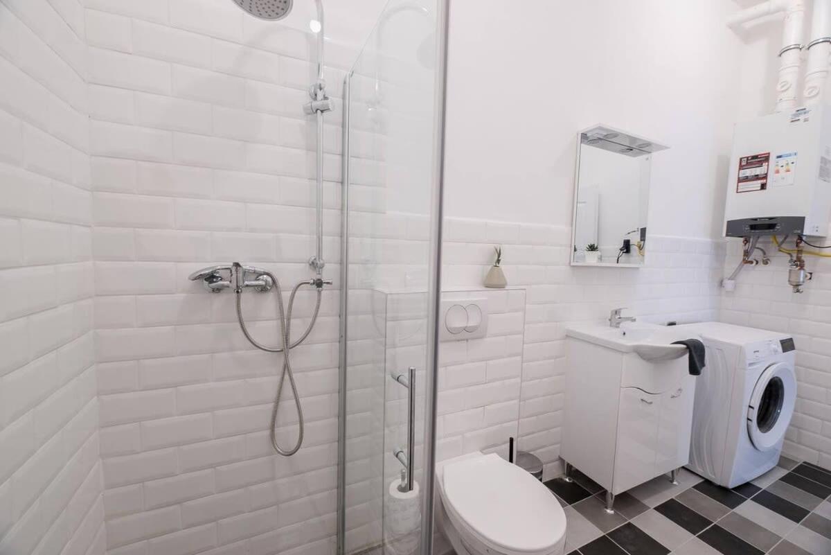 Central Brand New And Modern Apartment Budapeste Exterior foto