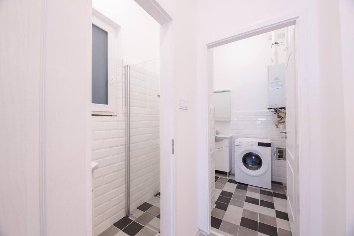 Central Brand New And Modern Apartment Budapeste Exterior foto