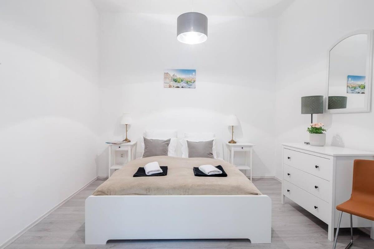 Central Brand New And Modern Apartment Budapeste Exterior foto