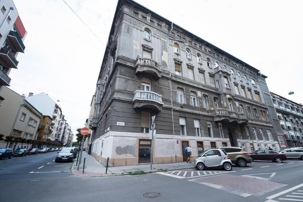 Central Brand New And Modern Apartment Budapeste Exterior foto